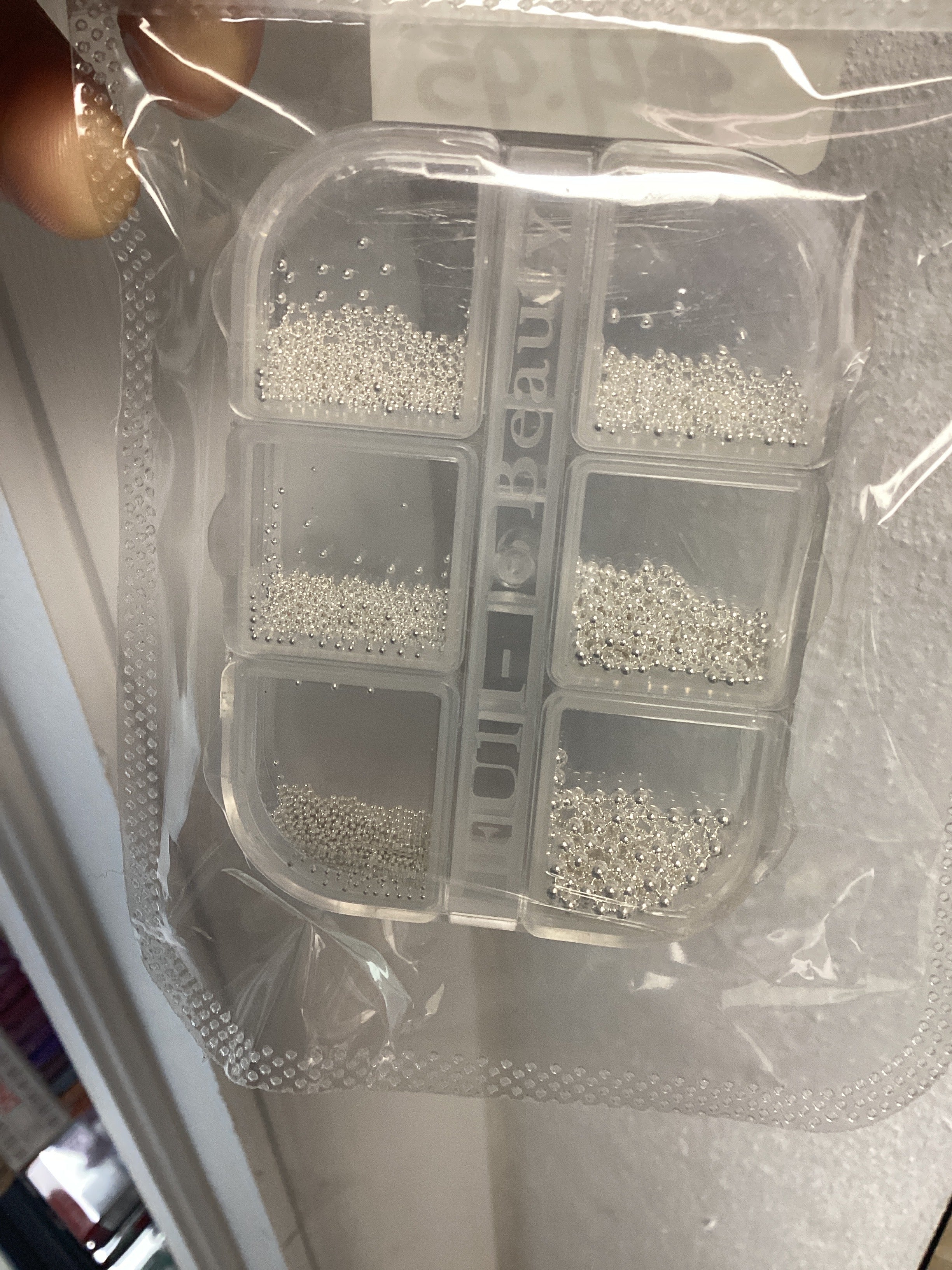 Silver caviar beads